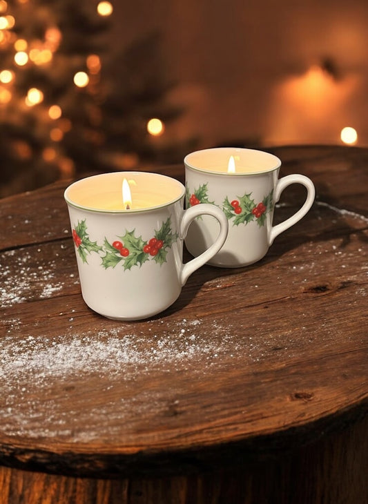 Vintage Christmas Mug Candles - Cranberry Pine, Set of 2